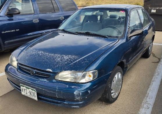 lot 7704 image: 1999 TOYOTA COROLLA CE