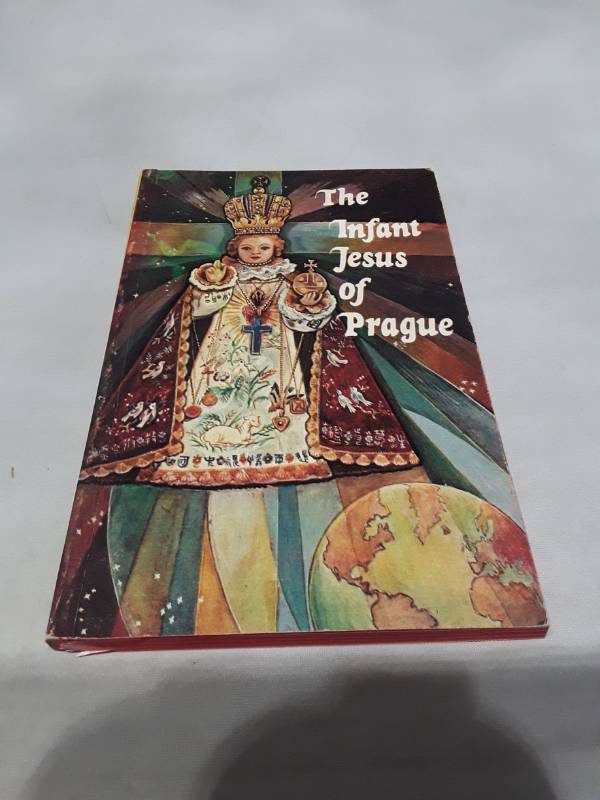 lot 11137 image: The Infant Jesus of Prague - 1978 Catholic Book