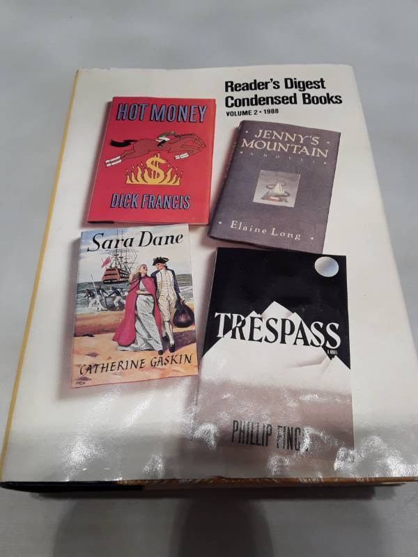 lot 11166 image: Readers Digest Condensed Books Volume 2 1988 Collection