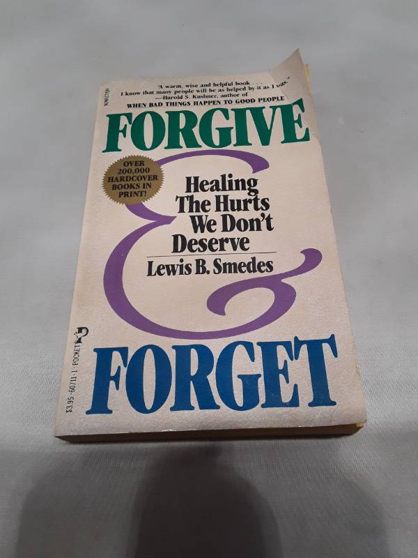 lot 11207 image: Forgive & Forget by Lewis B. Smedes - First Print (1984)