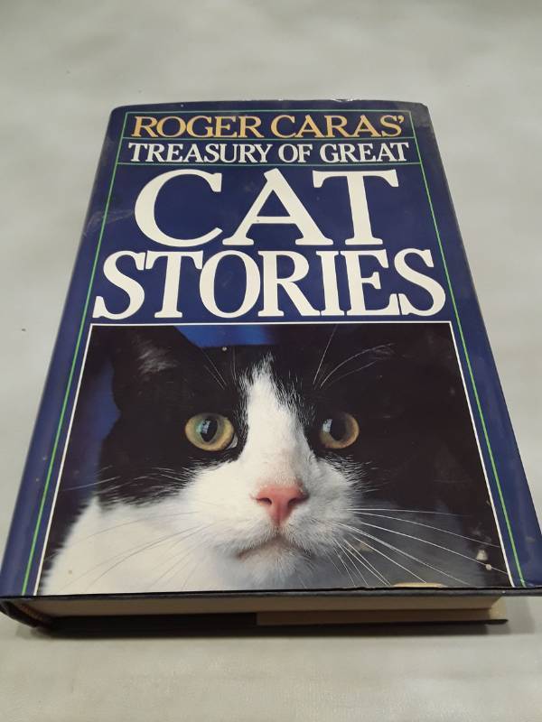 lot 11009 image: Roger Caras Treasury of Great Cat Stories (1987)