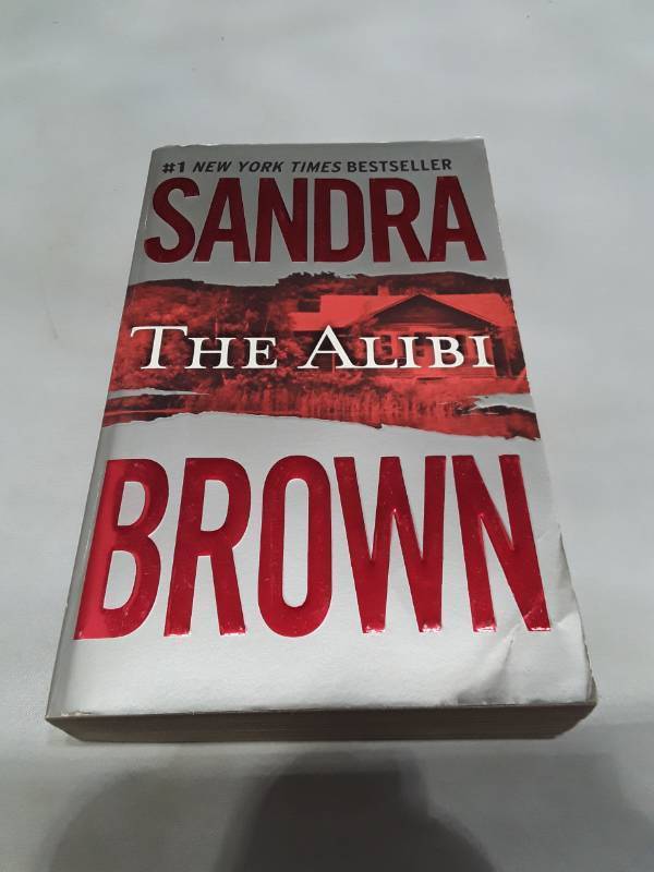 lot 11021 image: The Alibi by Sandra Brown - 2000 First Edition Paperback