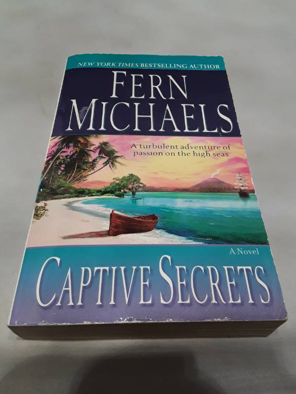 lot 11023 image: Captive Secrets by Fern Michaels (2005 Ballantine Edition)