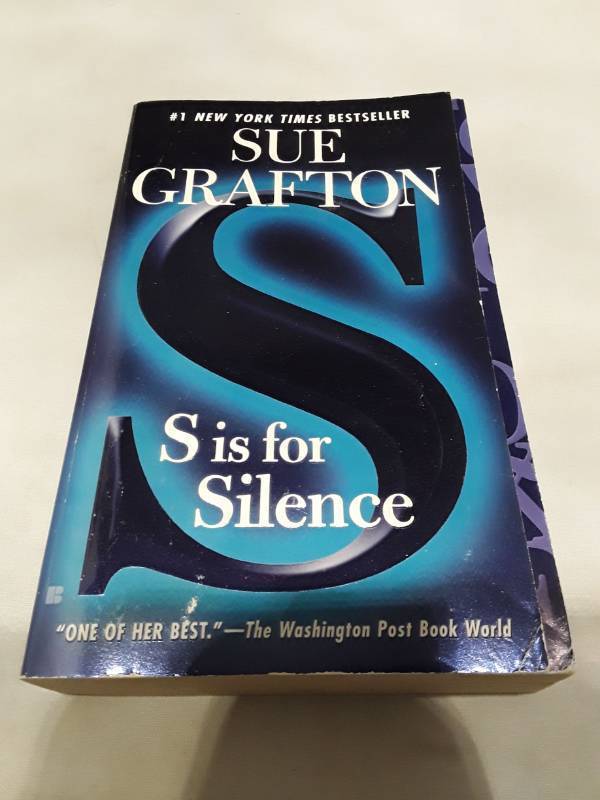 lot 11028 image: S is for Silence by Sue Grafton - First Edition Paperback