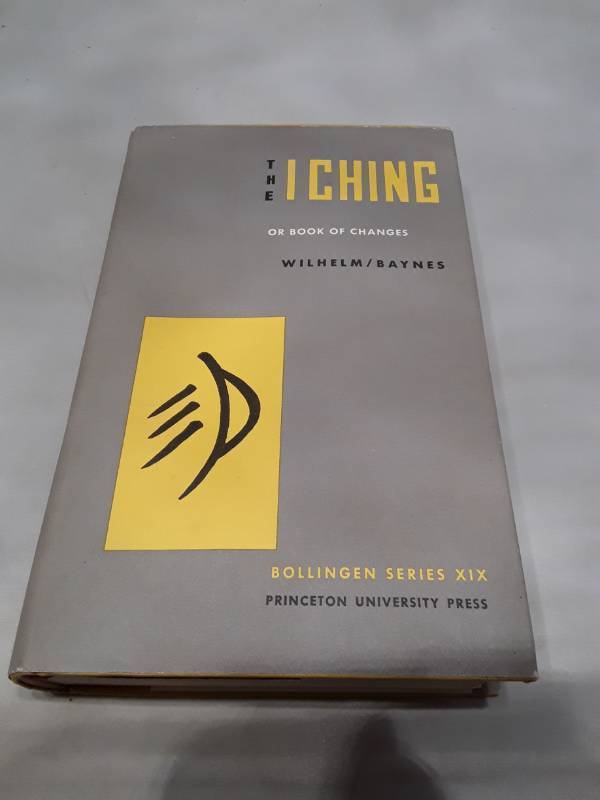 lot 11070 image: The I Ching or Book of Changes - WilhelmBaynes 1974 Edition