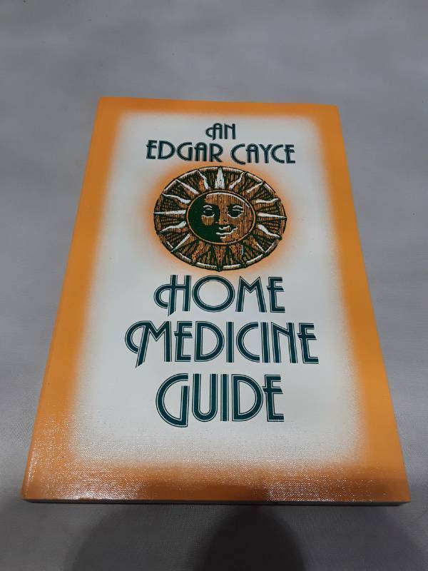 lot 11089 image: Edgar Cayce Home Medicine Guide (1990 Edition)