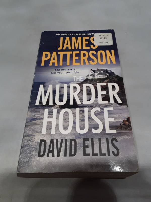 lot 11107 image: The Murder House by James Patterson & David Ellis - First Oversize Edition
