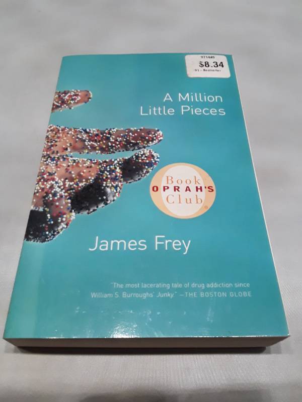 lot 10875 image: A Million Little Pieces - First Anchor Books Edition (2004)