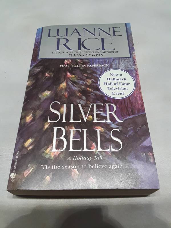 lot 10899 image: Silver Bells by Luanne Rice - First Paperback Edition