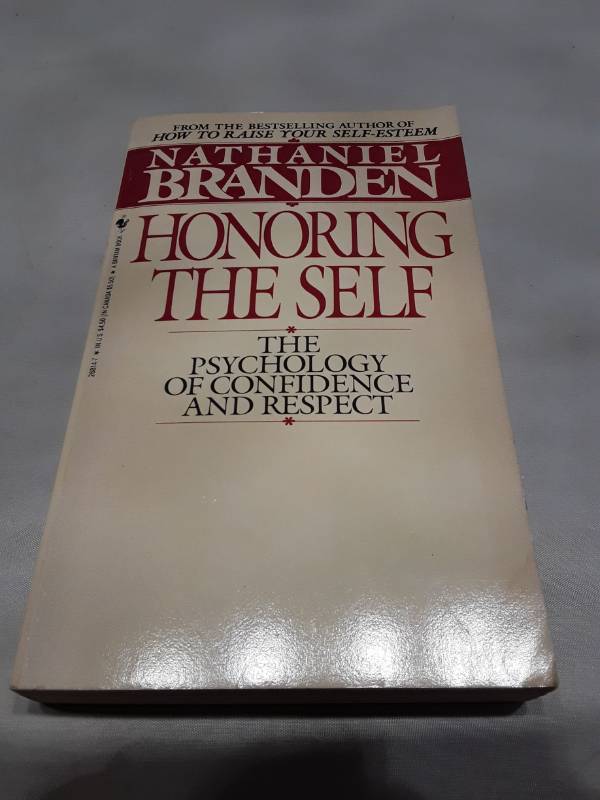 lot 10915 image: Honoring the Self by Nathaniel Branden - 1985 Bantam Edition