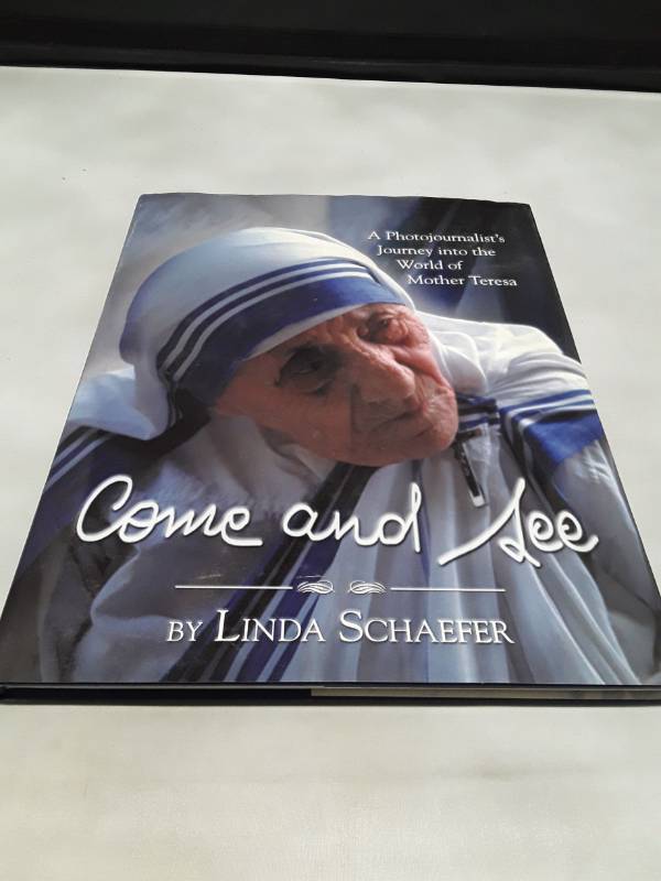 lot 10919 image: Come and See - Mother Teresa Photo Book by Linda Schaefer