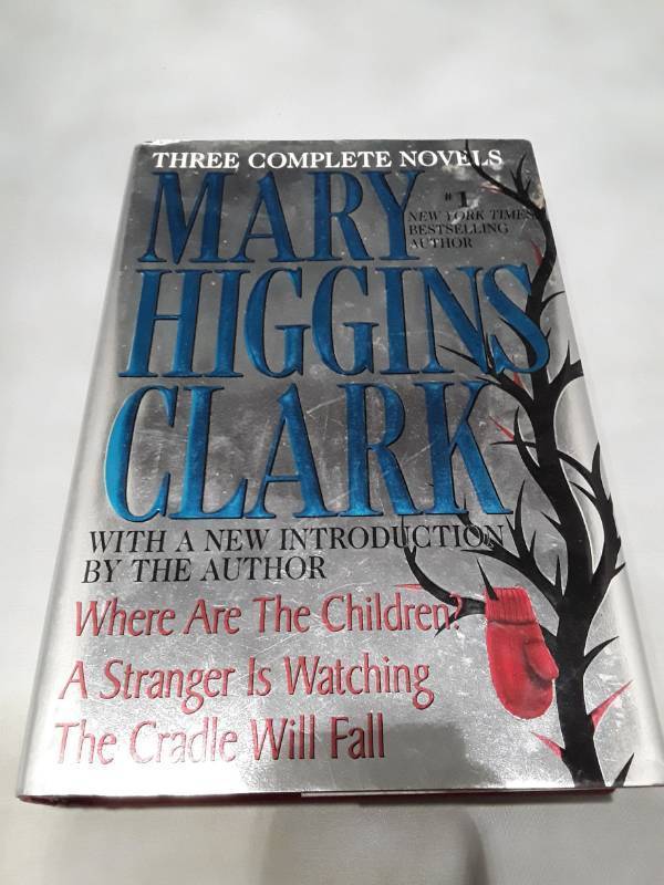 lot 10598 image: Mary Higgins Clark Three Complete Novels (1996 Edition)
