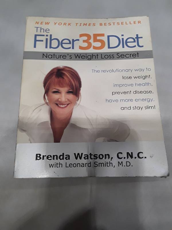 lot 10671 image: The Fiber35 Diet Book by Brenda Watson - Natures Weight Loss Secret