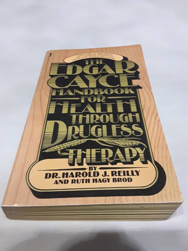 lot 10695 image: Edgar Cayce Handbook for Health Through Drugless Therapy (1982)