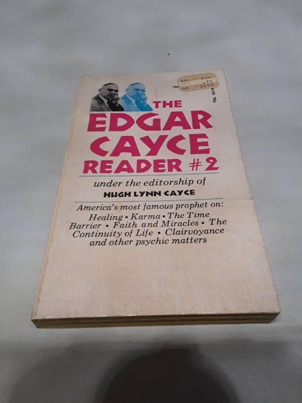 lot 10734 image: The Edgar Cayce Reader #2 (1969) - Warner Paperback Edition