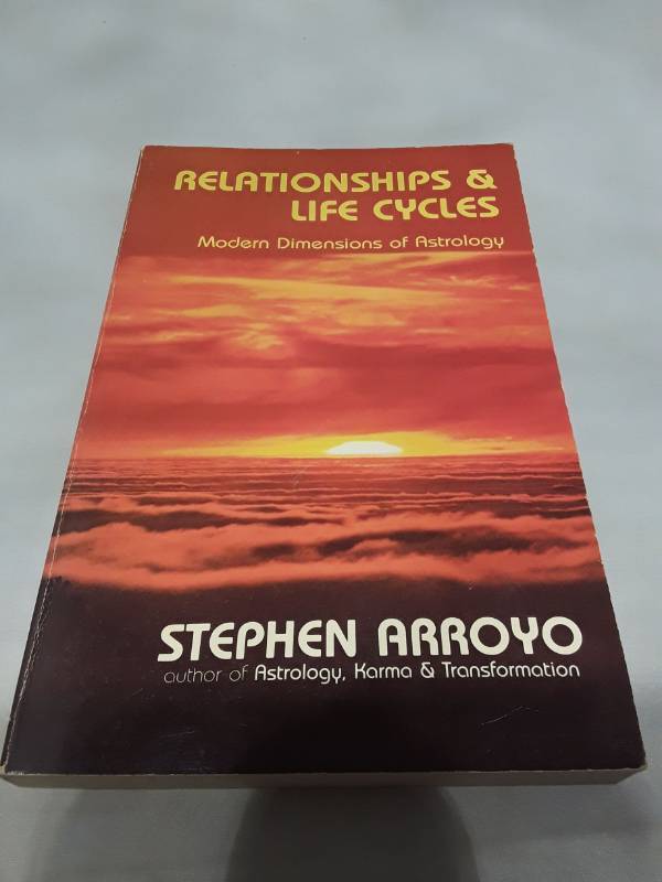 lot 10764 image: Relationships & Life Cycles Modern Dimensions of Astrology First Edition (1979)