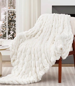 lot 1031 image: ouchat Ruched Faux Rabbit Fur Throw Blanket