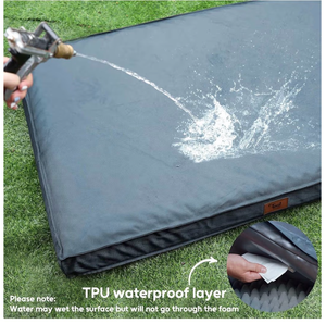 lot 1066 image: Large dog waterproof pad