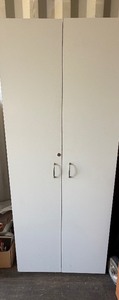 lot 160 image: White Cabinet, Used in Kitchen, Please See Pictures