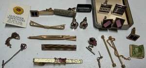 lot 922 image: Jewelry - Cufflinks Tie Tacks and More