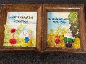 lot 140 image: Vintage Worlds Greatest Grandma and Grandpa Wall Art