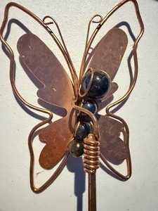 lot 435 image: Copper Monarch Stake w Marbles, Approx 46