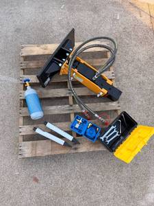 lot 7042 image: (SV-BR40) Starvox - Mini Skid Steer Concrete Breaker - Unused