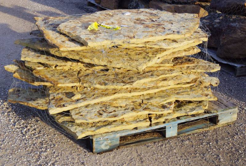 lot 5031 image: Oklahoma Brown Rustic oversized 1 (-) thick flagstone (approx. 2,466 lbs)  - Landscaping Rocks - Awesome Must see