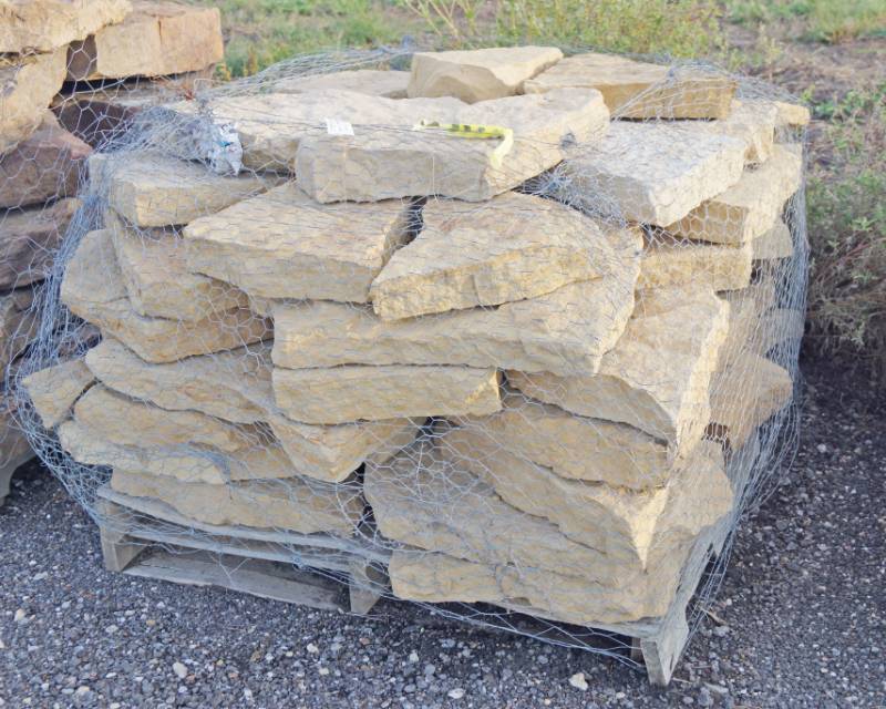 lot 5033 image: Colorado Buff Gardenwall Stone  - Landscaping Rocks - Why wait Finish that project now