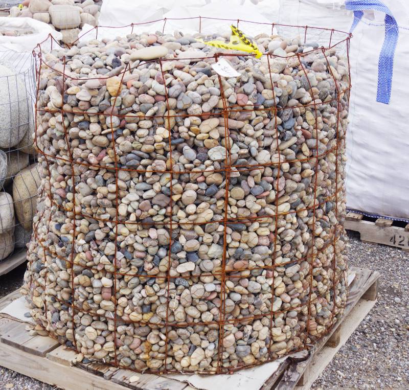 lot 5074 image: 0.75-1.5 Colorado Premium River Rock  - Landscaping Rocks - Perfect for your project