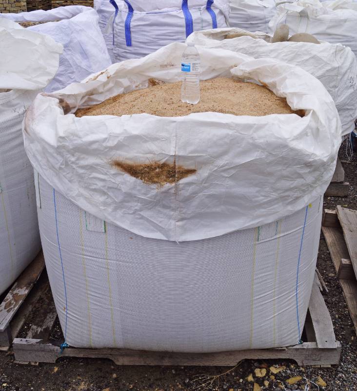 lot 5087 image: Approx. 3,000 lbs. bag of Sand  - Landscaping Rocks - Beautiful
