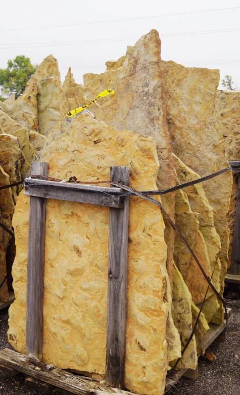 lot 5149 image: Oklahoma Stand-up Premium Large Brown flagstone  - Landscaping Rocks - Beautiful