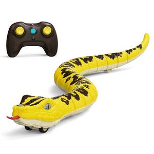 lot 37105 image: TERRA by Battat Giant Anaconda Remote Control Snake - Retail $21