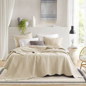 lot 37127 image: Madison Park 3pc KingCalifornia King Genoa Scalloped Reversible Coverlet Set Ivory Lightweight Quilt, Pillow Shams - Retail $105