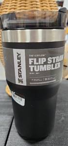 lot 38980 image: Stanley 20oz Tumbler no straw  - Retail $0