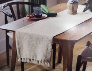lot 38989 image: 108x14 Cotton Textured Table Runner Ivory - Threshold�� Farmhouse Style, Machine Washable, Fall Decor - Retail $24