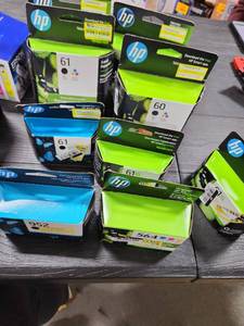 lot 39077 image: Misc HP  Printer Inc.  - Retail $0