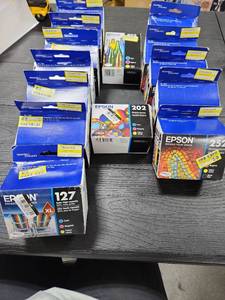 lot 39078 image: Misc Epson Printer Inc. - Retail $0