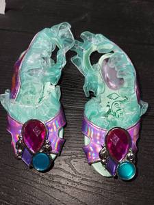 lot 39079 image: Ariel Dress-up Shoes, Size 78 - Retail $0