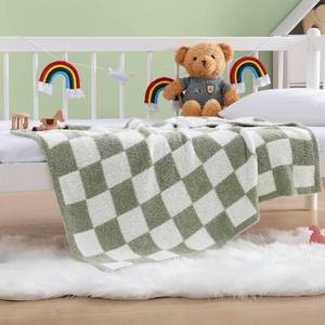lot 1103 image: WRENSONGE Checkered Throw Blanket, Sage GreenSoft Cozy Fluffy Warm Hand Made Throw Blankets for Couch, Sofa, Chair, Bed, Camping, Picnic, Travel Lightweight Bed Blanket - 3040 - Retail $34