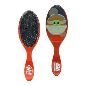 lot 1195 image: Wet Brush Mandalorian Detangler- Grogu - Retail $15