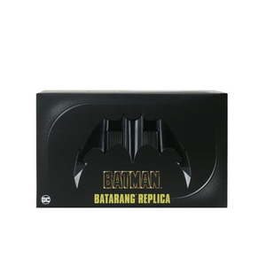 lot 1203 image: Batman (1989 film) - Prop Replica �� Batarang - Retail $40