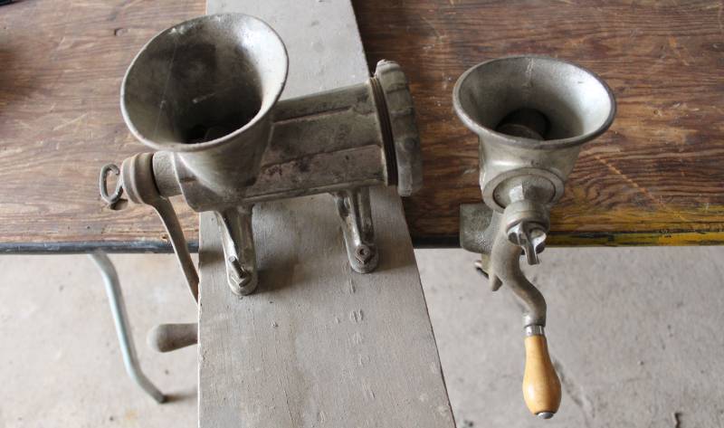 lot 1027 image: Lot of 2 Meat Grinders