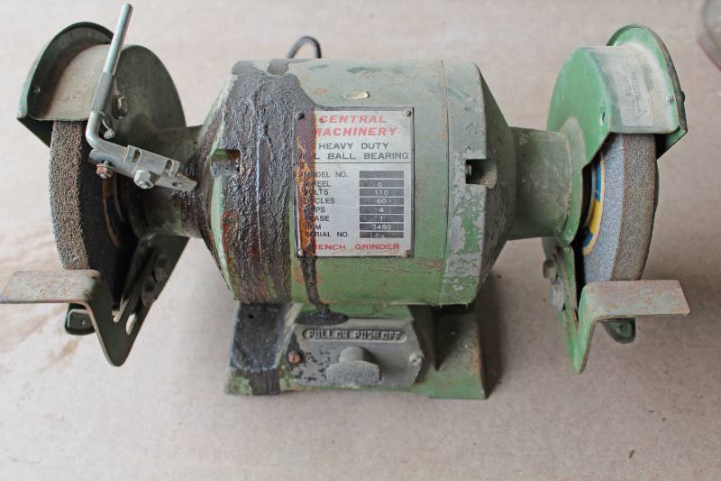 lot 1056 image: Bench Grinder - untested (no electricity available to test)