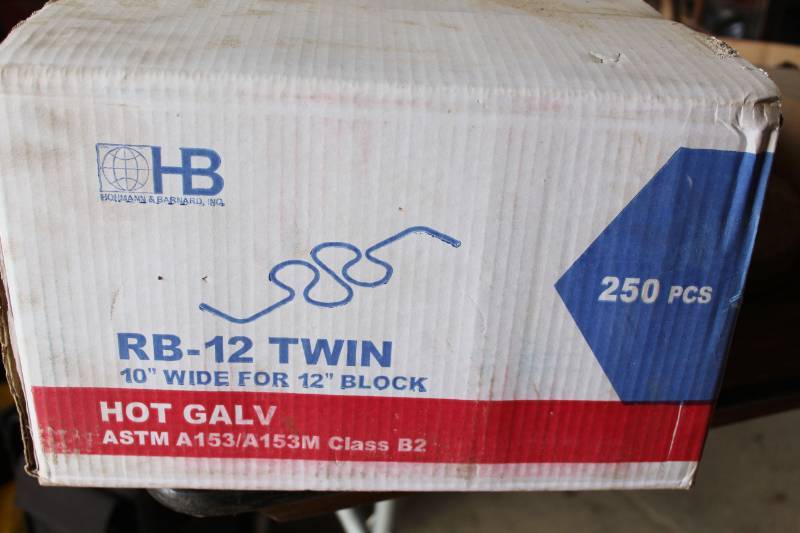 lot 1071 image: Unopened Box of 250 count Rebar Positioners for use on 10 or 12 block