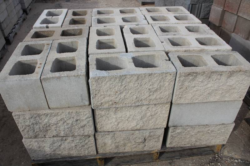lot 1441 image: Lot of 45 Pieces - 8 x 8 x 16 - Split Face Block