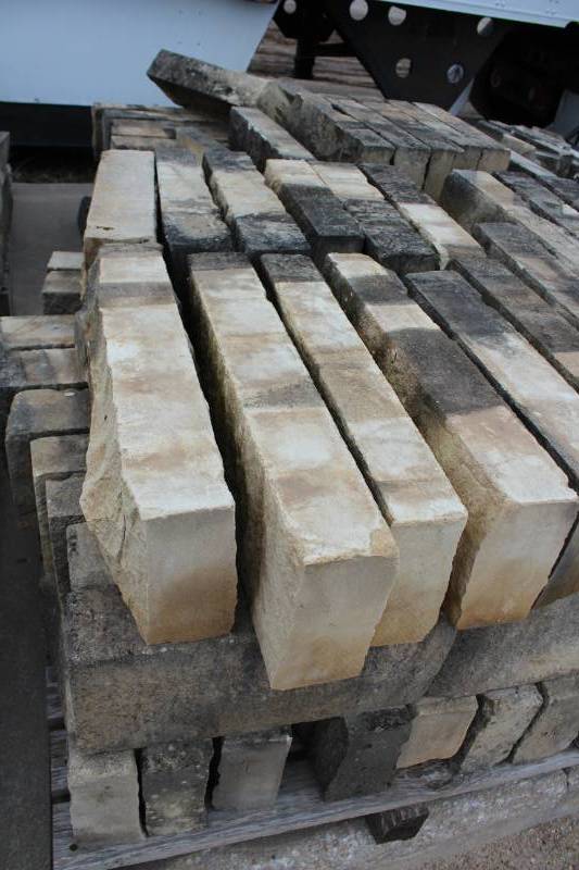 lot 1484 image: Lot of 2 Pallets of Cut Stone - Approx. 112 Pieces