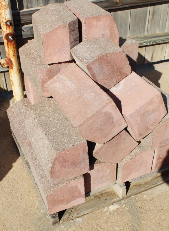 lot 1347 image: 21 Pieces - Spector Seal Sill Block