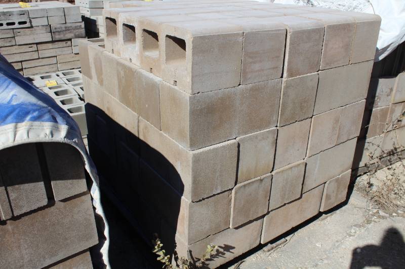 lot 1369 image: Lot of 60 - 8 x 8 x 16 and Lot of 24 8 x 8 x 8 DBL Bull Nose