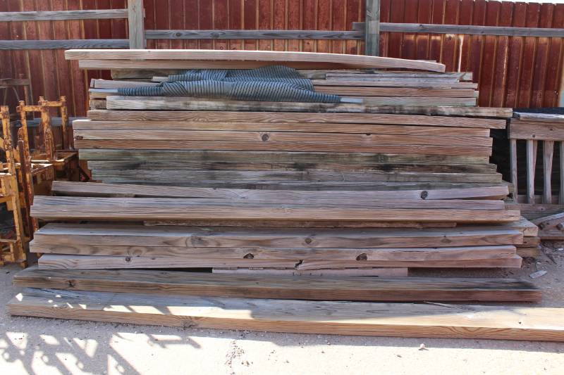 lot 1518 image: Approx. 100 - 10 feet Bridge Blanks